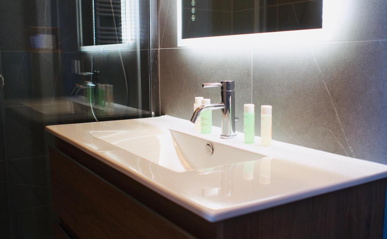 Les Folies De Chauvin Apartment บอร์โด ภายนอก รูปภาพ