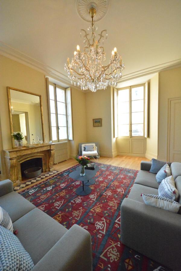 Les Folies De Chauvin Apartment บอร์โด ภายนอก รูปภาพ